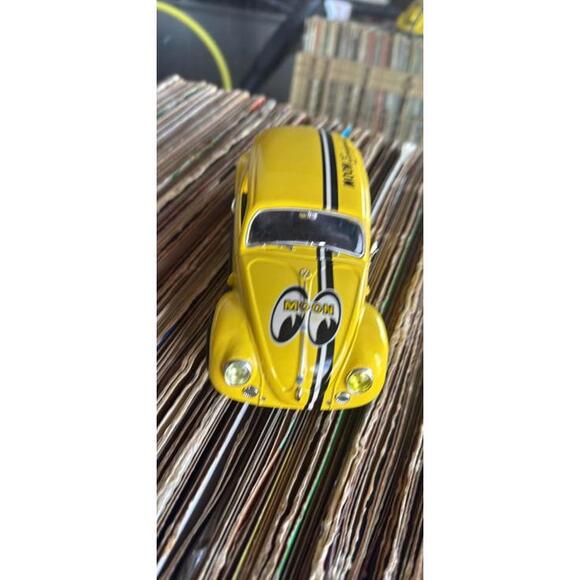 VW Beetle Moon Equipped Diecast Model Car – Yellow Volkswagen Bug Collectible - Picture 3 of 5